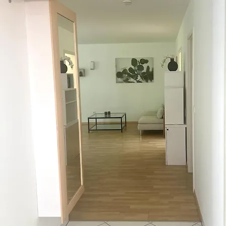 Moderne & Gemuetliche Mit Terasse In Nieder-olm *